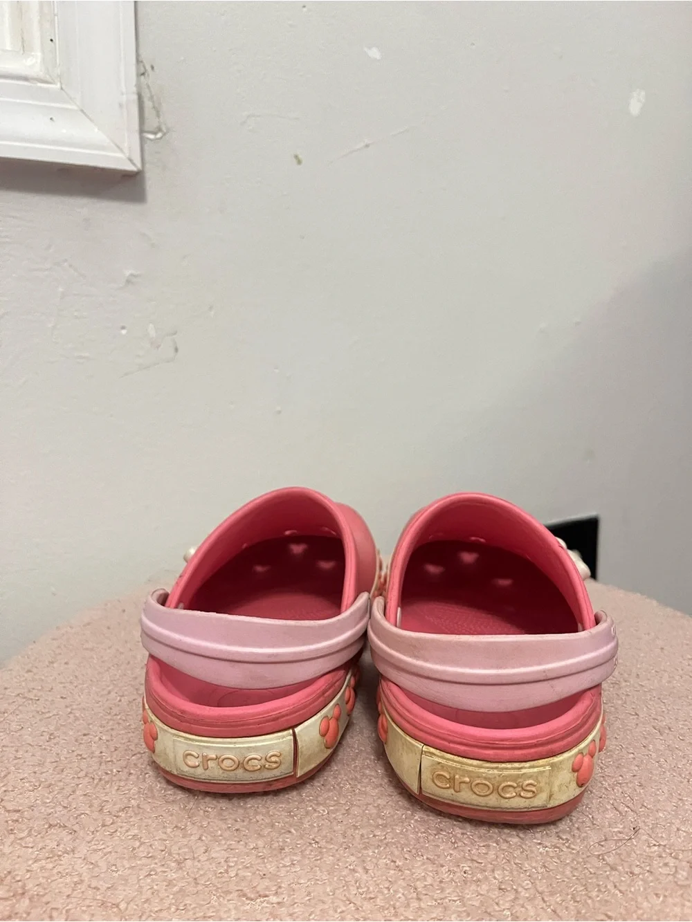 CROCS Kids Pink Minnie Mouse Accent Clogs